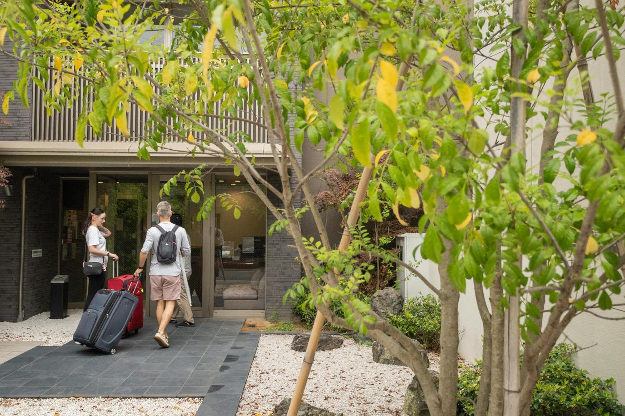 Home Inn Kujo Kawaramachi Kiotó Kültér fotó