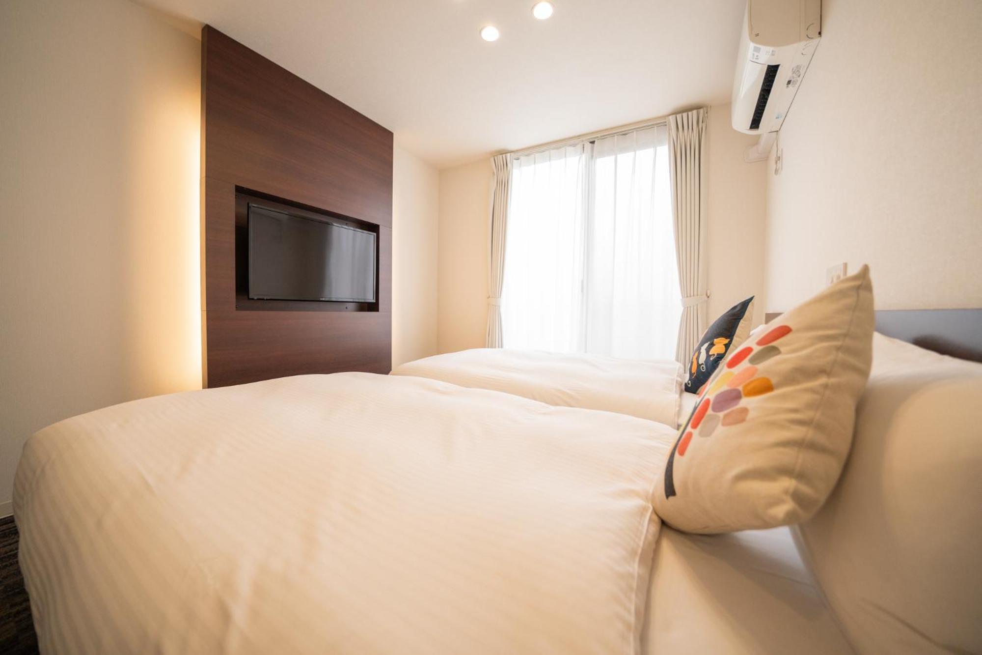 Home Inn Kujo Kawaramachi Kiotó Kültér fotó